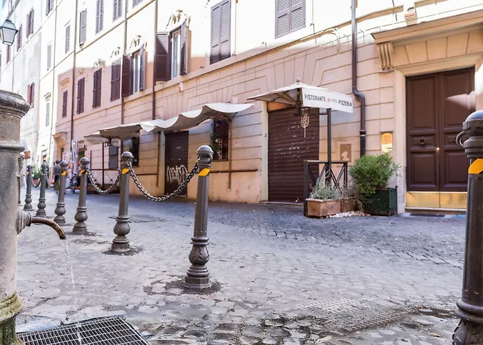 Via Di Montegiordano